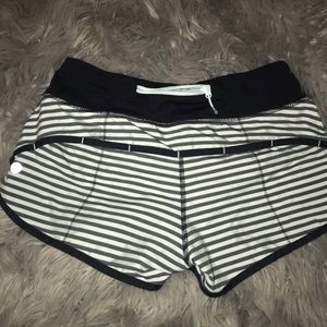 Lululemon Speed Up Short Size 4